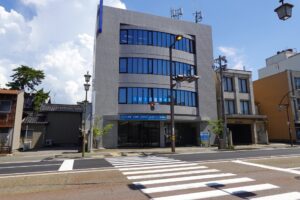 石川県_パソコン修理_石川パソコン修理センター金沢店_リユースパソコン、中古パソコン販売_会社外観